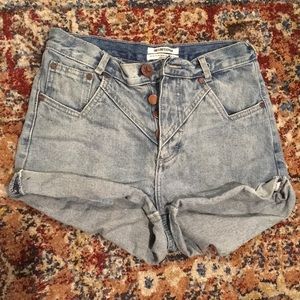 One Teaspoon high-waist four button denim shorts
